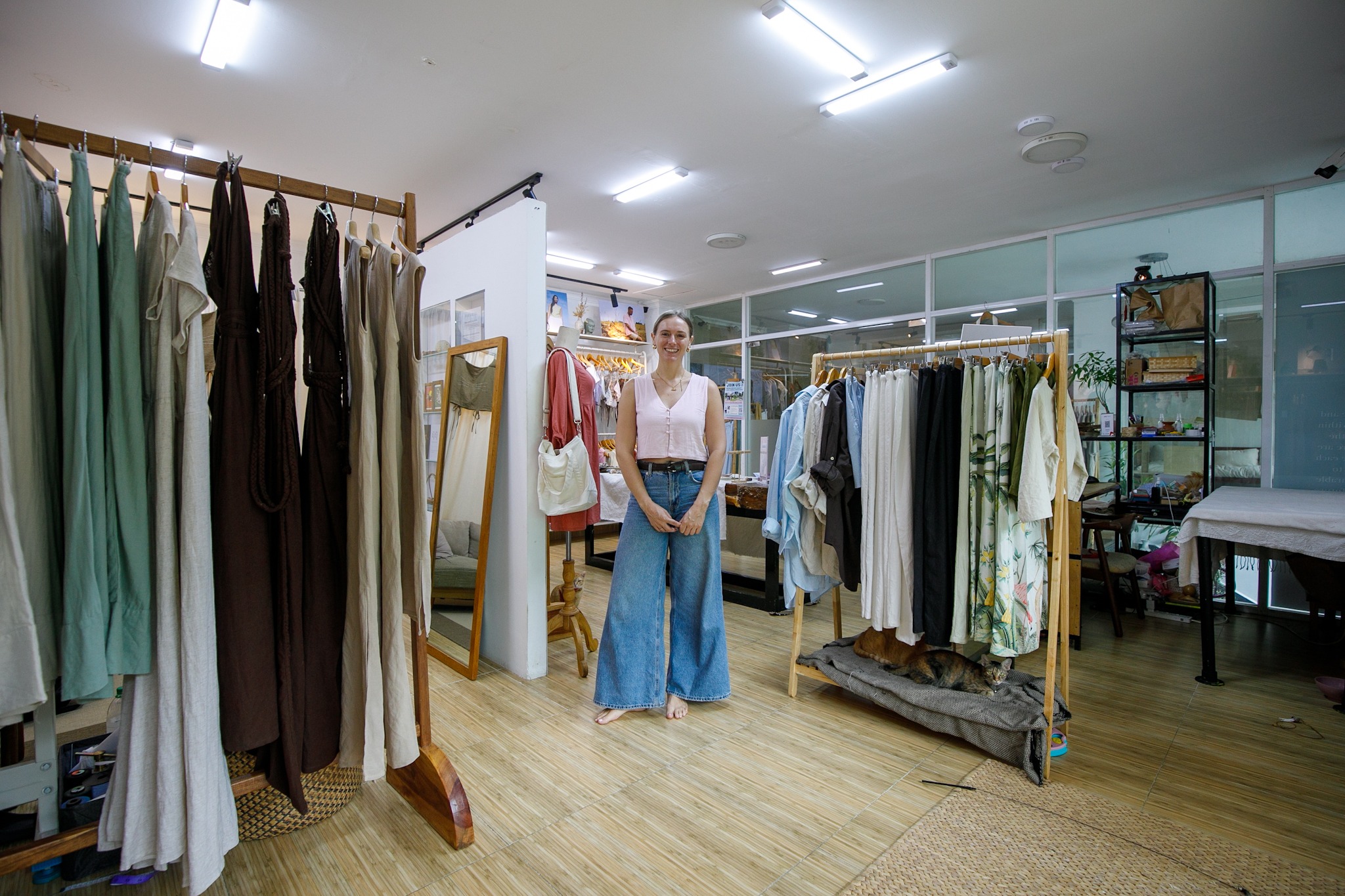 Interwoven shop and working space