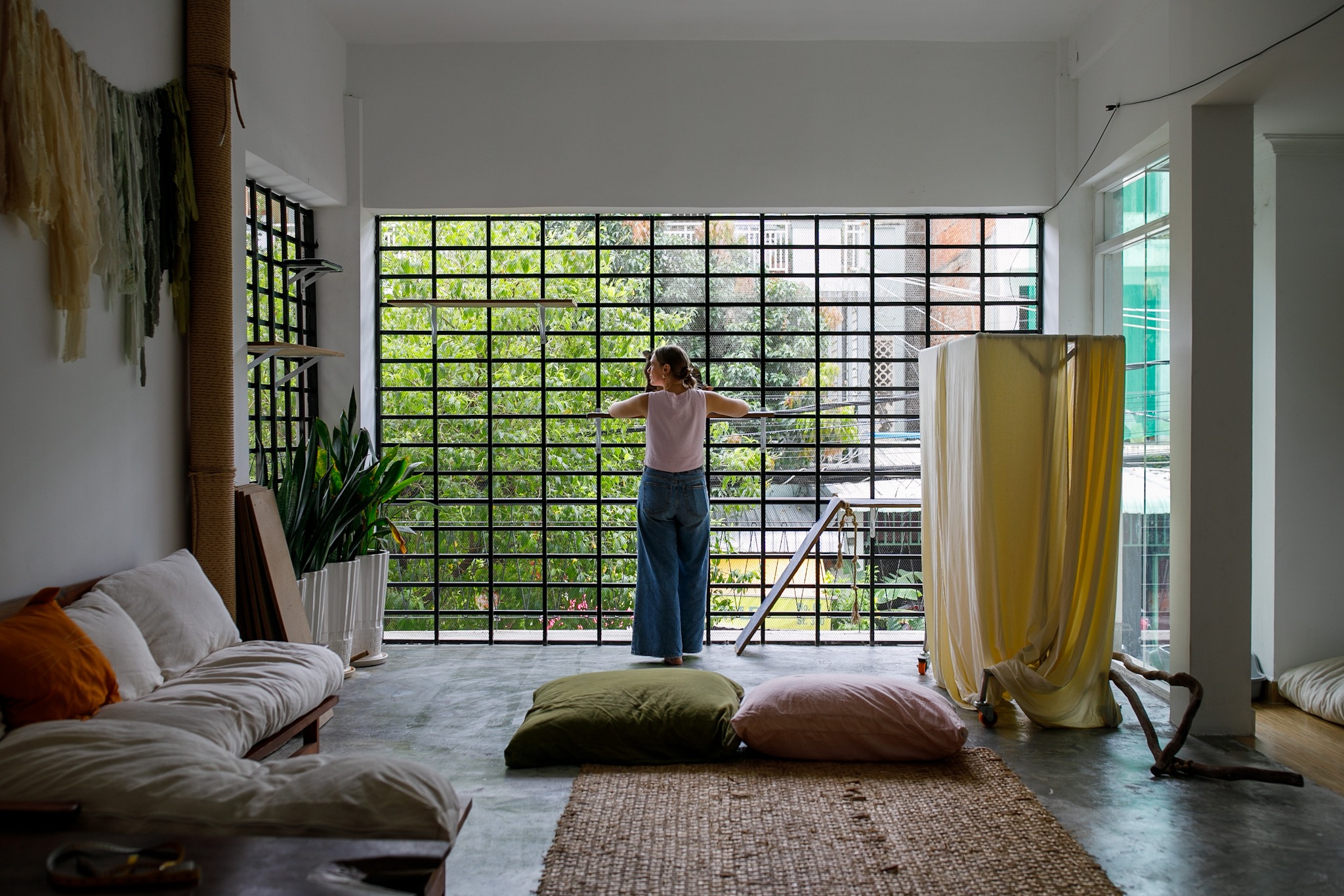 Interwoven workshop space